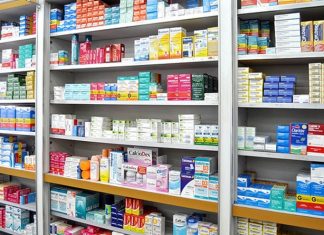 FARMACÉUTICOS CONTRA EL DNU 7023: “ATENTA GRAVEMENTE CONTRA LA SALUD DE LA POBLACIÓN”