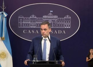 AGENDA PRESIDENCIAL: PARO, DESCUENTOS, LEY “BASES”, Y LA VISITA DE FRANCISCO