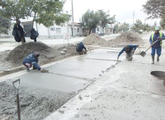 CONTINÚA LA RECUPERACIÓN DE CALZADA EN AV. SAAVEDRA