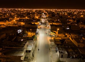 COLOCARON NUEVAS LEDS QUE BENEFICIARÁN A DIVERSOS BARRIOS DE ZONA SUDESTE