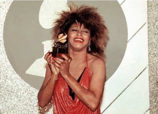 TINA TURNER: SOBREVIVIENTE DE LA VIOLENCIA DE GÉNERO