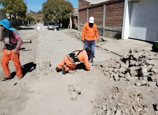 AVANZA LA CONSTRUCCIÓN DE LA NUEVA CALZADA EN EL BARRIO LOS PINOS