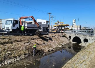 RETIRAN SEDIMENTOS ACUMULADOS EN EL CANAL CONSTITUCIÓN