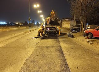 EJECUTARON BACHEO NOCTURNO EN LA CALLE MARIANO MORENO