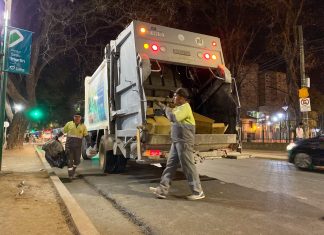 AMPLIO OPERATIVO DE LIMPIEZA TRAS LA PROCESIÓN DEL MILAGRO
