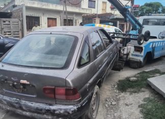 LEVANTARON DOS VEHÍCULOS ABANDONADOS EN NORTE GRANDE