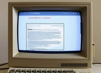 LA PRIMERA PÁGINA WEB DE LA HISTORIA SIGUE FUNCIONANDO