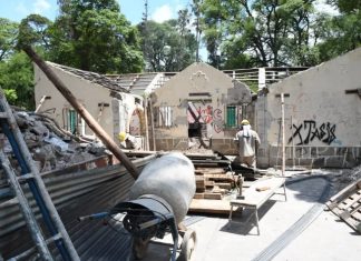 AVANZA LA REFACCIÓN DE LA CASITA DE LOS NIÑOS DEL PARQUE SAN MARTÍN