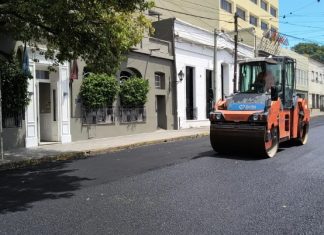 CONTINÚAN LAS OBRAS DE REPAVIMENTACIÓN EN CALLE MITRE