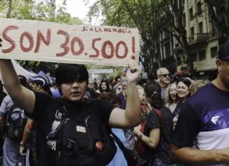 “CONTRA EL FASCISMO”