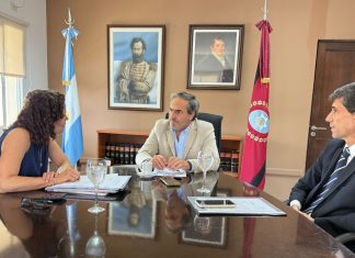 ENCUENTRO ENTRE EL PROCURADOR DE LA PROVINCIA Y LA MINISTRA DE EDUCACIÓN