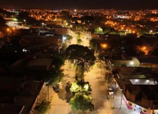COLOCARON NUEVAS LUCES LED EN LA AVENIDA ZACARÍAS YANCI