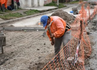 LA MUNICIPALIDAD TRABAJA EN LA RECUPERACIÓN DE CALLES EN EL BARRIO DIVINO NIÑO