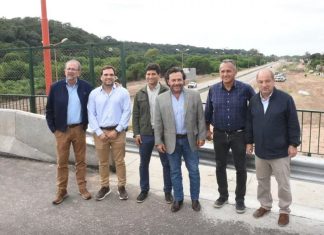 TRAS AÑOS DE ESPERA FINALIZÓ LA CONSTRUCCIÓN DEL PUENTE DE ACCESO A YRIGOYEN SOBRE RUTA 50: SÁENZ VERIFICÓ LA OBRA