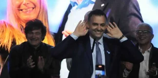 “LLENÓ EL ESTADO DE MILITANTES Y ÑOQUIS”: SIN ADORNI, PIDEN QUE RENUNCIEN LOS 249 FUNCIONARIOS QUE NOMBRÓ EN SUS ÁREAS
