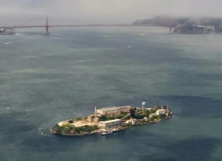 A TRUMP SE LE OCURRIÓ MODERNIZAR Y REABRIR ALCATRAZ