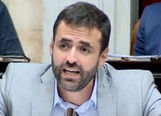 ESTRADA SIN FUEROS, CITADO POR CORRUPCIÓN