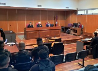 LA DEFENSORA DE COSITORTO PRESENTÓ UN PLANTEO DE NULIDAD DE LA AUDIENCIA DE DEBATE POR VIOLACIÓN DE LA GARANTÍA CONSTITUCIONAL