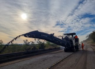 VIALIDAD NACIONAL REPAVIMENTA LA RN 16