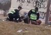 DOS BESTIALES POLICÍAS GOLPEARON A UN HOMBRE EN SITUACIÓN DE CALLE SIN NINGÚN MOTIVO