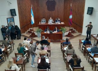 TRAS RECHAZÁRSELE LA RENUNCIA LÓPEZ SIGUE SIENDO CONCEJAL Y SE DEBATIRÁN POSIBLES SANCIONES DISCIPLINARIAS