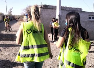 LA MUNICIPALIDAD ASISTE A LOS DAMNIFICADOS POR EL INCENDIO EN VILLA LOS SAUCES