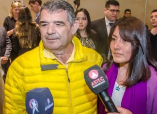 FALTAZO DE LÓPEZ A LA ENTREGA DE DIPLOMAS Y SILENCIO TOTAL POR PARTE DE SU VÍCTIMA ESTELA MÉNDEZ