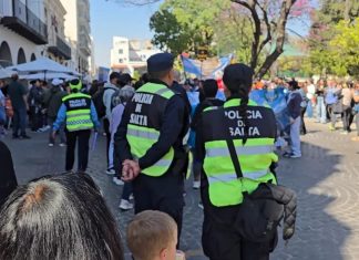 ACOMPAÑAMIENTO POLICIAL A LOS MILES DE PEREGRINOS QUE SE DESPLAZAN A LA CATEDRAL