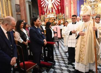 SÁENZ PARTICIPÓ DEL PRIMER DÍA DEL TRIDUO DEL MILAGRO