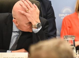 LOS VUELOS Y LA CAÍDA DE ESPERT