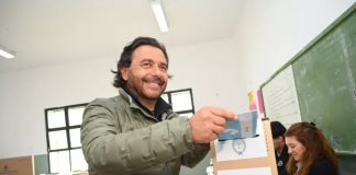 SÁENZ EMITIÓ SU VOTO Y CONVOCÓ A LOS CIUDADANOS A PARTICIPAR PARA FORTALECER LA DEMOCRACIA, EL FUTURO DE SALTA Y DEL PAÍS