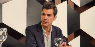 “EL PAÍS NECESITA OTRO RUMBO, UNO QUE MIRE AL INTERIOR Y NO SOLO AL PUERTO”