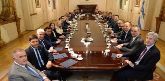 SÁENZ PARTICIPÓ DE LA REUNIÓN CONVOCADA POR MILEI: “EL CAMINO ES EL DIÁLOGO Y LA BÚSQUEDA DE CONSENSOS PARA CONSTRUIR UNA ARGENTINA FEDERAL”