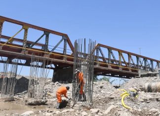 LA OBRA DE LOS NUEVOS PUENTES SOBRE RÍO VAQUEROS Y LA CIRCUNVALACIÓN AVANZA A BUEN RITMO