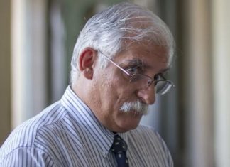 ZAPATA Y SU FAMILIA VOLARON CON PASAJES DEL CONGRESO