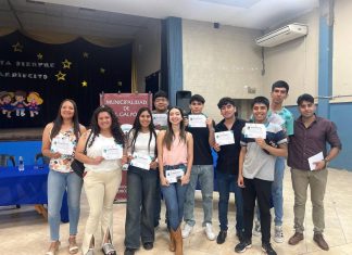 ENTREGA DE CERTIFICADOS QUE REFUERZA LA CAPACITACIÓN Y EL CRECIMIENTO DE LA COMUNIDAD