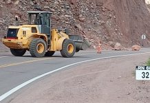 VIALIDAD NACIONAL DESPEJÓ EL DERRUMBE EN RN68