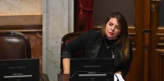 GUERRA DE DESPACHOS: “CALLATE, MAMARRACHO”