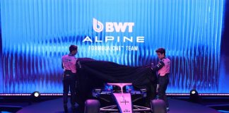 ALPINE A526: PRESENTACIÓN DEL NUEVO AUTO DE FRANCO COLAPINTO A BORDO DE UN CRUCERO PERO SIN MERCADO LIBRE