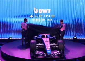 ALPINE A526: PRESENTACIÓN DEL NUEVO AUTO DE FRANCO COLAPINTO A BORDO DE UN CRUCERO PERO SIN MERCADO LIBRE