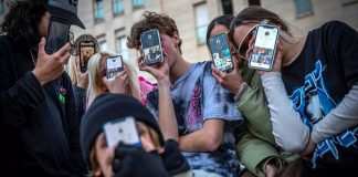FRANCIA PROHÍBE EL USO DE REDES SOCIALES PARA MENORES DE 15 AÑOS ¿PARA CUÁNDO EN ARGENTINA?