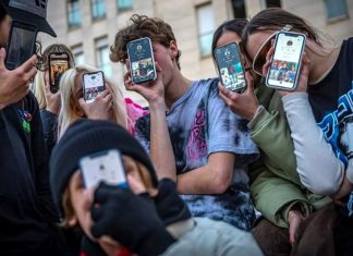 FRANCIA PROHÍBE EL USO DE REDES SOCIALES PARA MENORES DE 15 AÑOS ¿PARA CUÁNDO EN ARGENTINA?