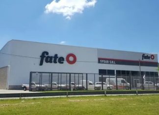 CERRÓ LA EMBLEMÁTICA FÁBRICA DE NEUMÁTICOS FATE: MÁS DE 900 TRABAJADORES EN LA CALLE