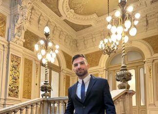 $LIBRA: NOVELLI PIDIÓ PRECIOS DE UN BMW, DOS ROLEX Y PROPIEDADES DE LUJO EL DÍA EN QUE JUNTÓ A HAYDEN DAVIS CON MILEI