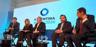 “SALTA NO SOLO MUESTRA LO QUE TIENE BAJO EL SUELO, SINO LO QUE CONSTRUYÓ SOBRE ÉL: INSTITUCIONES Y PREVISIBILIDAD”, DIJO SÁENZ EN NUEVA YORK