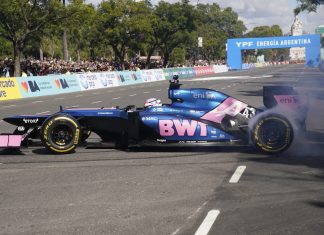 ESTALLÓ LA COLAPINTOMANIA