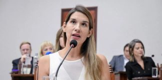 PARA MALVINA GARECA LA SUSPENSIÓN DE CASASOLA “ES COMO HABERLE ACEPTADO LA RENUNCIA”