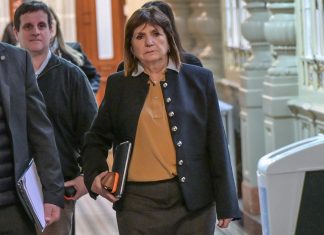 FALTAZO DE PATRICIA BULLRICH A LA REUNIÓN CON ADORNI