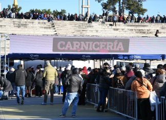 BUENAS VENTAS Y VECINOS SATISFECHOS EN LA PRIMERA EDICIÓN DE LA FERIA DE LA CARNE