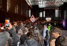PAGINA 12 DESTACA “CÓMO EL PERONISMO ORGANIZÓ LA DESPEDIDA DEL INDIO TRAS LA NEGATIVA DE MILEI”